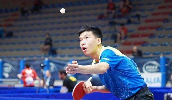 拼抢也不容 拼抢也不容